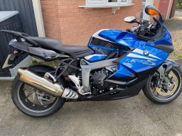 BMW Motorbike transport in England by MTB'S Transport Limited. Fast, Secure and realiable. The best motorbike courier in England