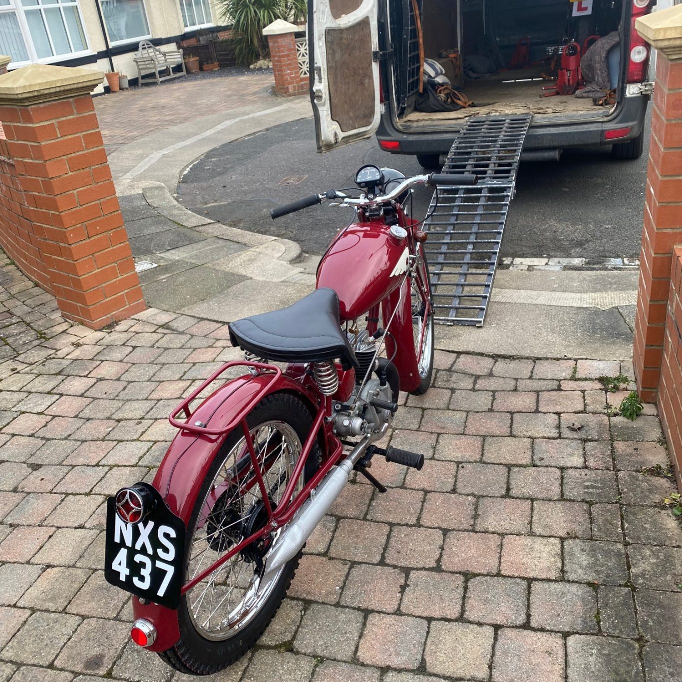 Safest Motorbike courier, Oldtimer motorcycles courier, Motorbikes transport in UK